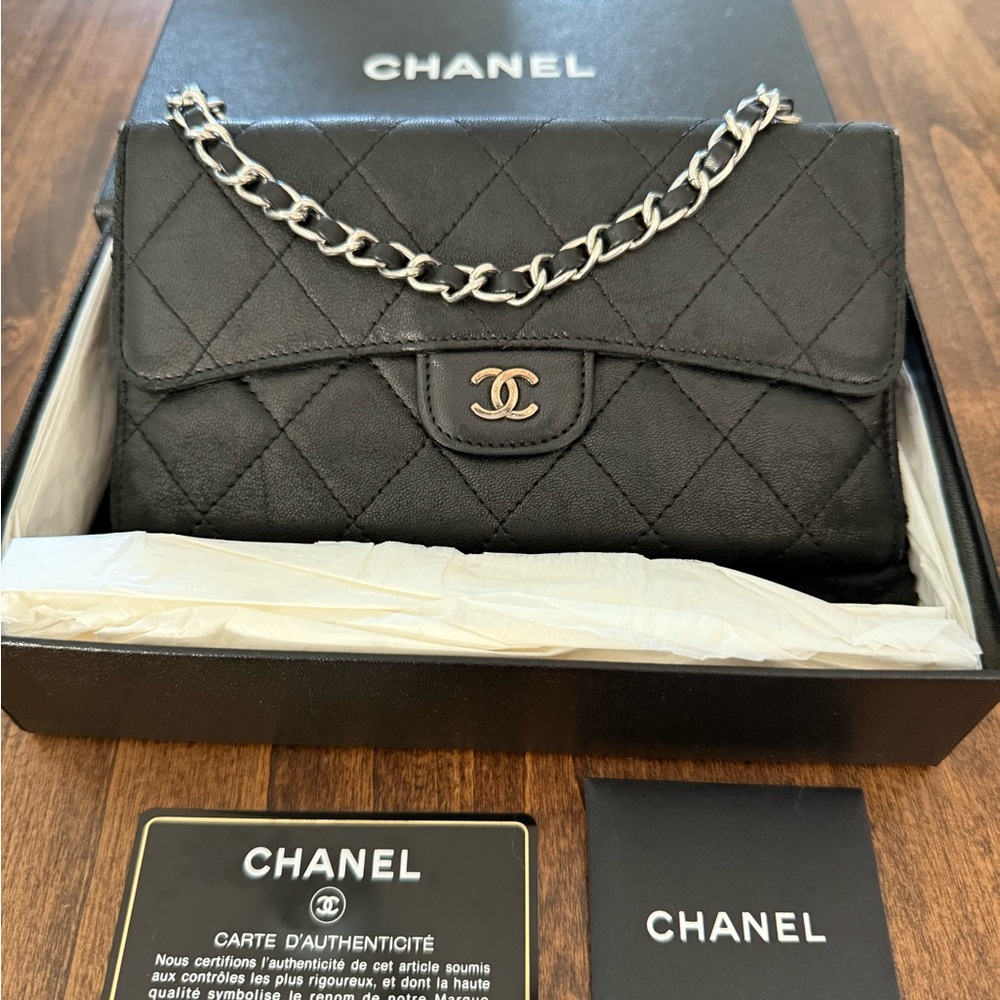 CHANEL Black Quilted Shoulder Bag